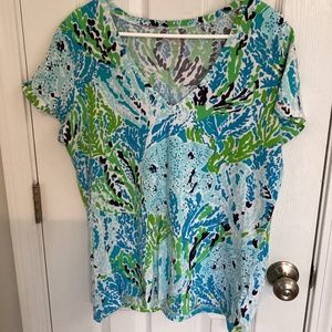 Lilly Pulitzer tee shirt